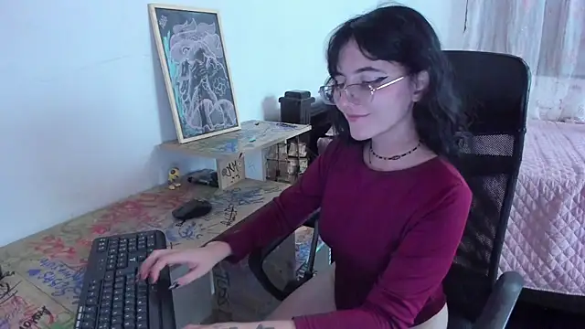 AfroditaLeclair online show from 25, 6, 2026