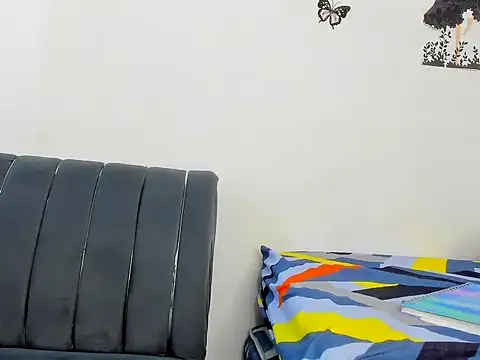 Snapshot of sarithasweettt chatting on 25, 9, 2025 sarithasweettt online show from 25, 9, 2025