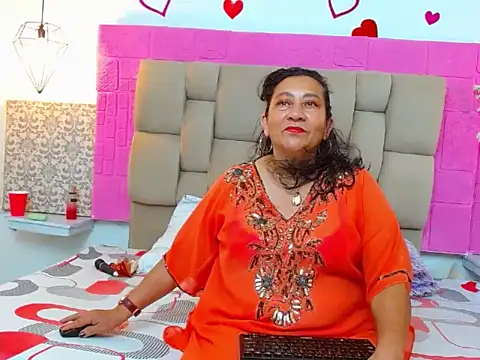 Snapshot of Lindacoopers chatting on 9, 9, 2025 Lindacoopers online show from 9, 9, 2025