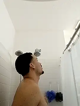 Jadriel23 online show from 8, 10, 2025