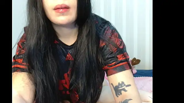 Snapshot of ingridequinti chatting on 2, 11, 2025 ingridequinti online show from 2, 11, 2025