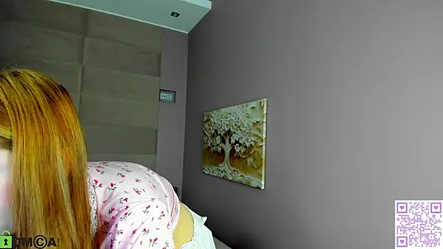 Snapshot of Brenda_Puff chatting on 19, 9, 2025 Brenda Puff online show from 19, 9, 2025