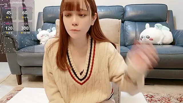 Snapshot of SoRa_056 chatting on 27, 10, 2025 SoRa 056 online show from 27, 10, 2025