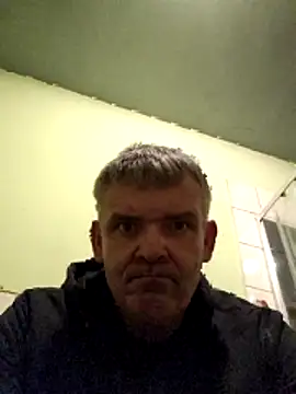 Snapshot of Mariop9999 chatting on 2, 12, 2025 Mariop9999 online show from 2, 12, 2025