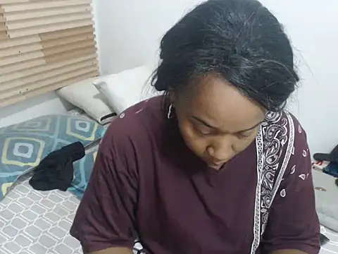 Snapshot of matilde_hot chatting on 24, 10, 2025 matilde hot online show from 24, 10, 2025