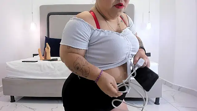 PamelaBonnet mml online show from 11, 4, 2026