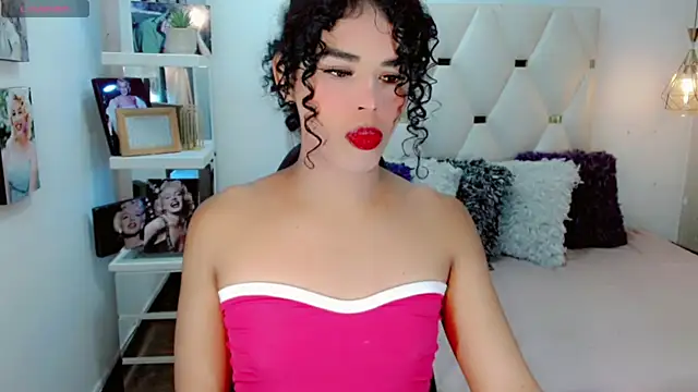 Snapshot of Veronica_Misst_ chatting on 9, 10, 2025 Veronica Misst online show from 9, 10, 2025