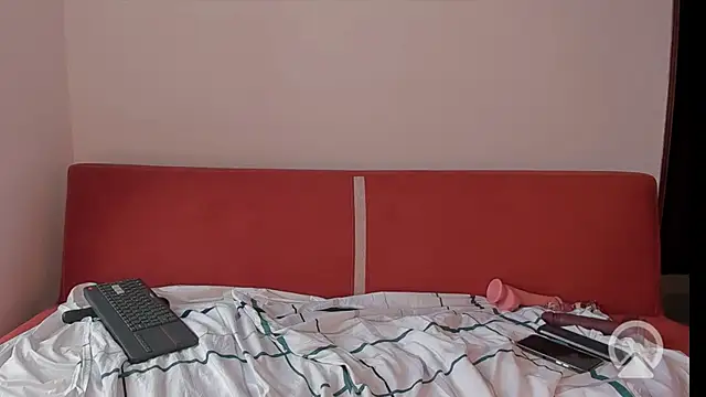 Amberdecolombia online show from 6, 7, 2026