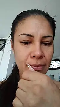 Snapshot of KittyHoleshot87 chatting on 21, 11, 2025 KittyHoleshot87 online show from 21, 11, 2025