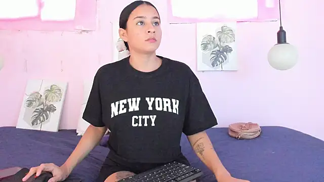 Snapshot of Lady_rossee chatting on 16, 9, 2025 Lady rossee online show from 16, 9, 2025