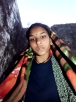 Idhika Jha online show from 28, 11, 2025