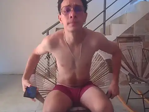 Snapshot of niko__005 chatting on 12, 5, 2026 niko 005 online show from 12, 5, 2026