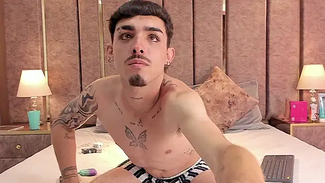 NikoStone  online show from 1, 3, 2026