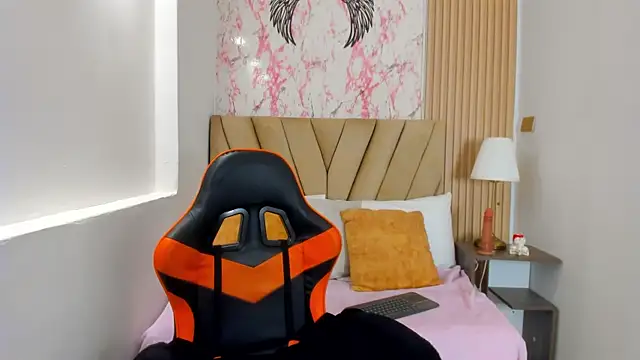 Thais kim online show from 29, 5, 2026