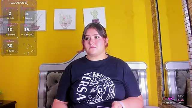 Snapshot of Miiafoox chatting on 23, 9, 2025 Miiafoox online show from 23, 9, 2025