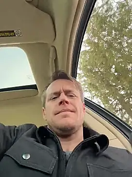 DILFiGuess11 online show from 18, 3, 2026