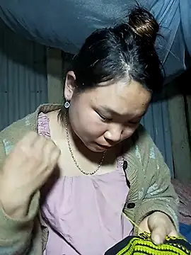 may-squirl online show from 6, 11, 2025