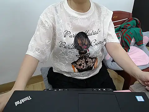 Anna28x online show from 10, 11, 2025