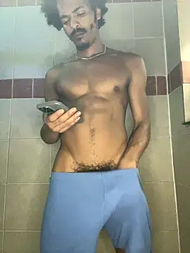 Snapshot of TRILLAHUNG chatting on 17, 9, 2025 TRILLAHUNG online show from 17, 9, 2025