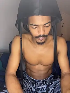 TRILLAHUNG online show from 14, 1, 2026