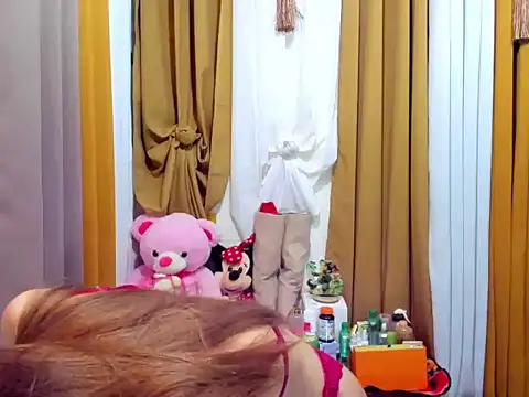 imallyoures69 online show from 15, 11, 2025