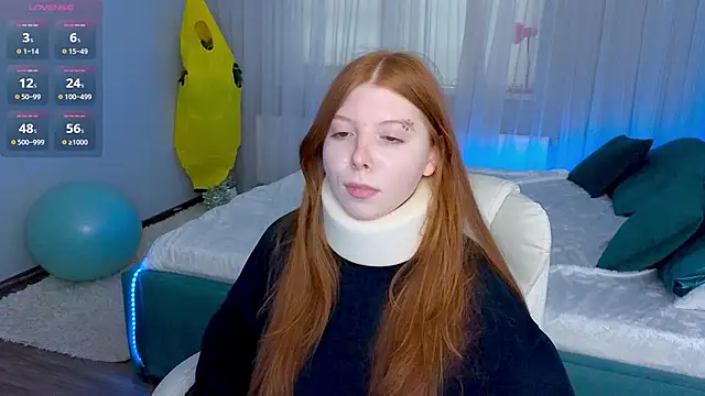 Adell  Shine online show from 30, 9, 2025