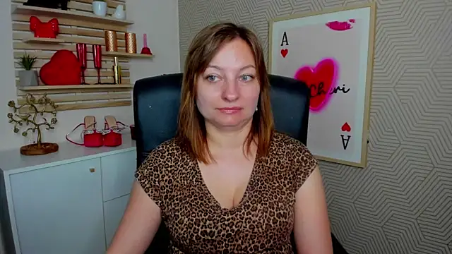 Snapshot of angelaSamt chatting on 4, 5, 2026 angelaSamt online show from 4, 5, 2026
