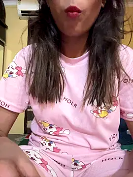 Snapshot of Romantic-jeeva chatting on 17, 9, 2025 Romantic-jeeva online show from 17, 9, 2025