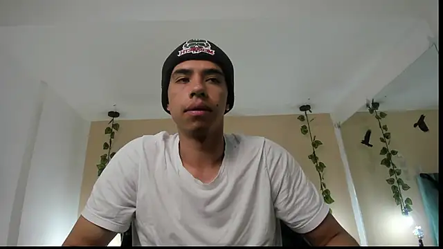 Muscle Scott online show from 28, 10, 2025