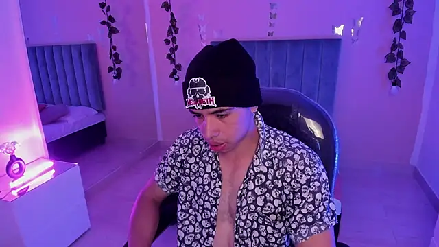 Muscle Scott online show from 17, 11, 2025