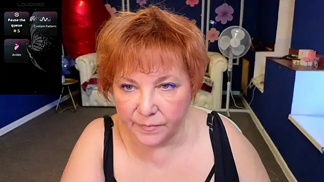Snapshot of Kira_Kenett chatting on 20, 5, 2026 Kira Kenett online show from 20, 5, 2026