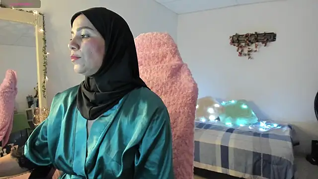 Snapshot of dalila_kemur chatting on 29, 7, 2026 dalila kemur online show from 29, 7, 2026