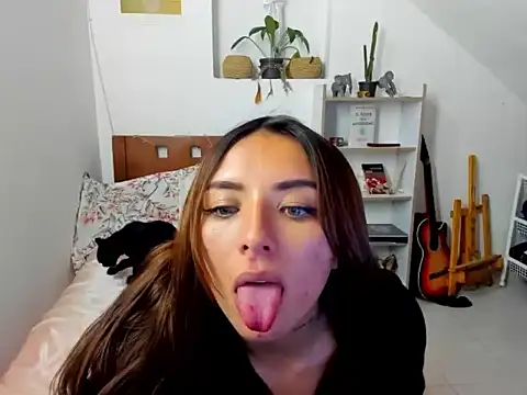 megan doll2123 online show from 16, 12, 2025