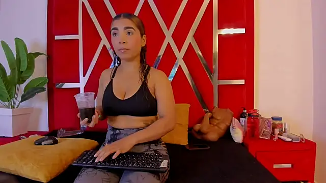 vennusasm1 online show from 24, 10, 2025