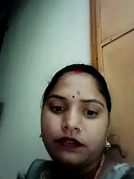 Snapshot of Anjali_220 chatting on 14, 10, 2025 Anjali 220 online show from 14, 10, 2025