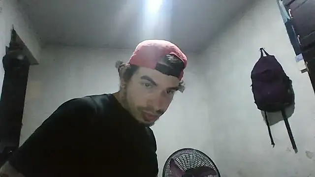 Snapshot of Bruno_hard20 chatting on 12, 9, 2025 Bruno hard20 online show from 12, 9, 2025