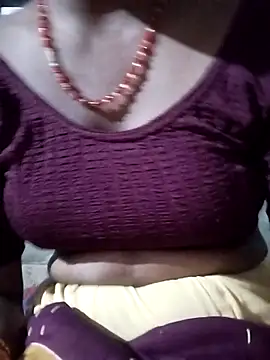 Snapshot of Beautiful-fun6 chatting on 27, 10, 2025 Beautiful-fun6 online show from 27, 10, 2025