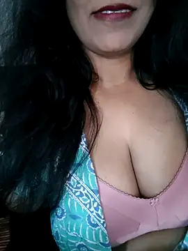 Deepa Sharma143 online show from 9, 3, 2026