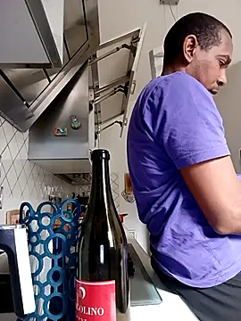 estrogeni online show from 15, 4, 2026