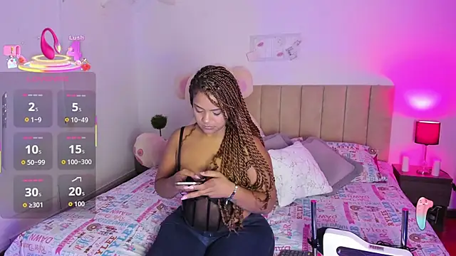 Hill Brownie online show from 27, 11, 2025