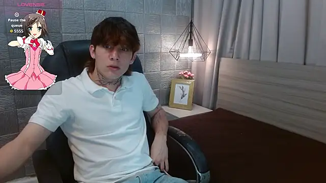 Iantwink18 online show from 2, 10, 2025