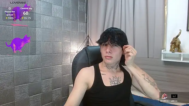 Iantwink18 online show from 8, 10, 2025