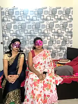 Family02 online show from 18, 12, 2025