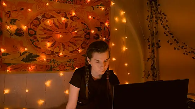 Snapshot of AliceCUNTach chatting on 4, 2, 2026 AliceCUNTach online show from 4, 2, 2026