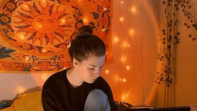 Snapshot of AliceCUNTach chatting on 3, 3, 2026 AliceCUNTach online show from 3, 3, 2026