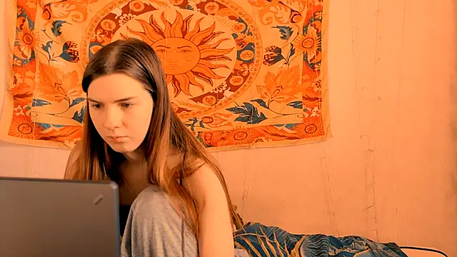 AliceCUNTach online show from 19, 3, 2026