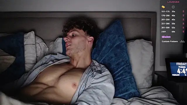 DominantAlex18 online show from 13, 2, 2026