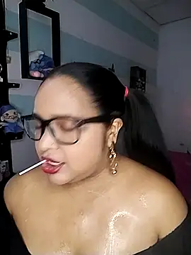 Angelly ricura online show from 23, 10, 2025