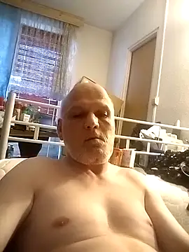 NacktDaniel online show from 16, 9, 2025