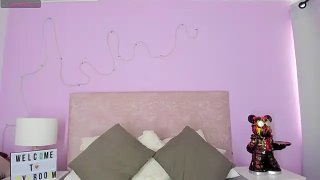 EmaRae1499 online show from 25, 9, 2025